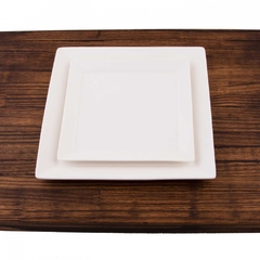 PLATO CUADRADO 18X18CM PORCELANA