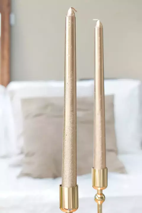 SET X 4 VELAS DORADAS EN CAJA