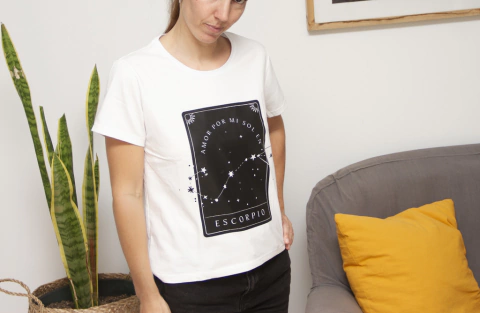 Remera Constelacion Escorpio - comprar online