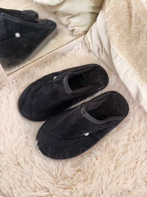Pantufla perla (negro)