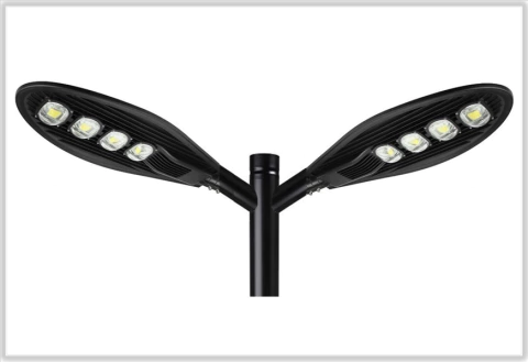 PO 7200.8M - POSTE TELECONICO DUPLO 8,00M ALTURA LED COB 200W IP66 6500K PRETO