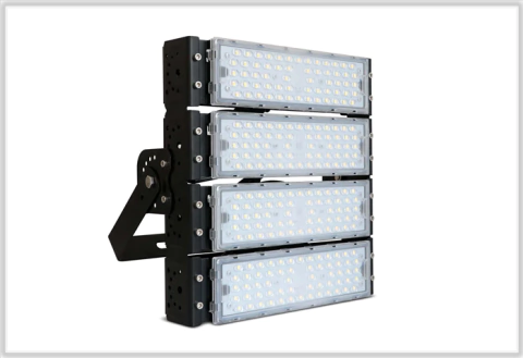 LUMINÁRIA HIGH BAY LED 200W 5700K IP66 MODULAR