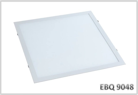 EBQ 9048 - LUMINARIA EMB LED 48W 62X62CM 6000K 3850LM B. FRIO