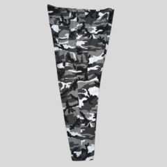PANTALON CAMUFLADO BLANCO Y NEGRO en internet