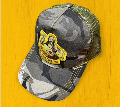 Gorra trucker camuflada Jisus kraist jesus