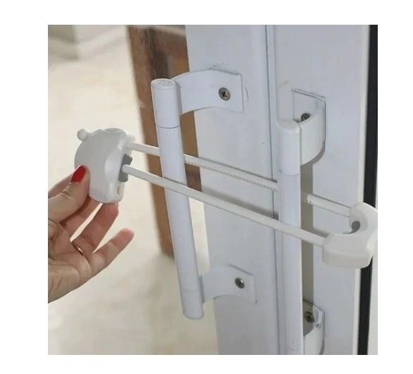 Traba En Forma De U Para Puerta Con Manijas Seguridad Bebe - comprar online