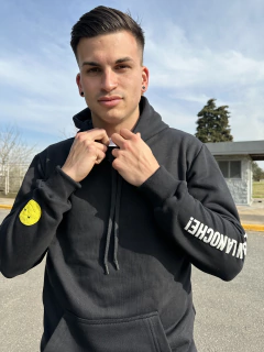 hoddie SMILE en internet