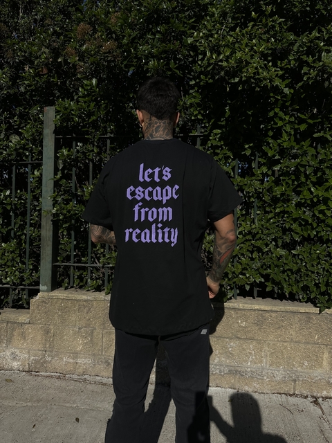 remera REALITY oversize