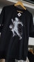 Remera de El 10 corriendo en internet