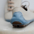 TÊNIS JADE OFF WHITE-SOLA AZUL COURO AZZULI na internet