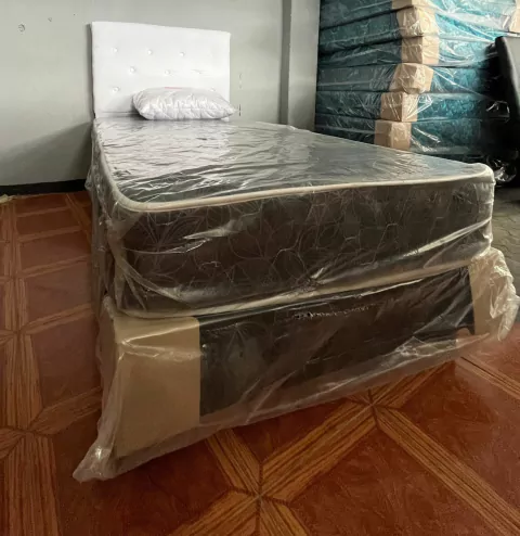 RESORTE 100×190 INTERMEDIA CON RESPALDO DE ECO CUERO