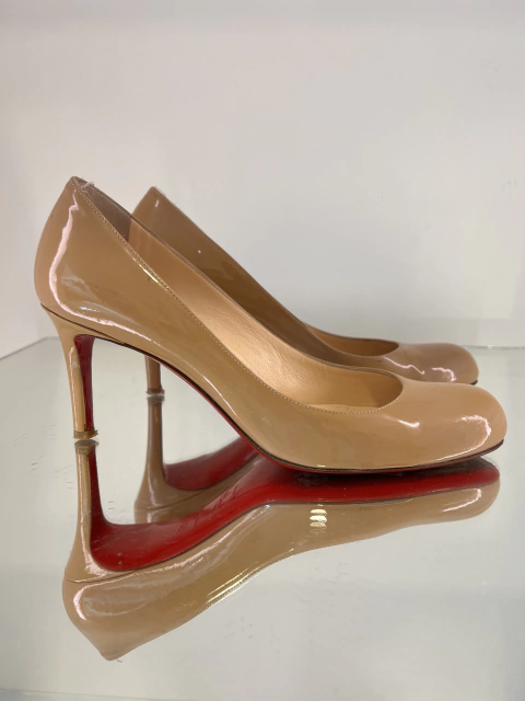 Sapato Louboutin 35,5 BR