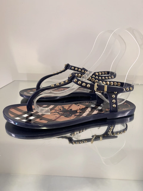 Rasteira Burberry 35 BR