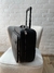 Mala Louis Vuitton Pilot Case Taiga na internet