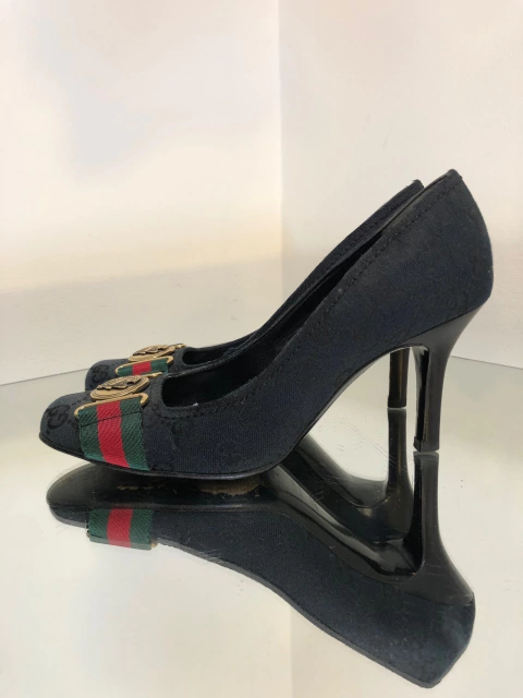 Sapato Gucci 34,5 BR