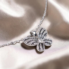 Collar Shine Butterfly - comprar online