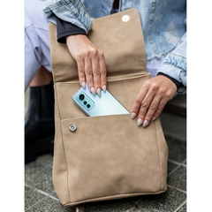 Mochila Cuadrada Beige en internet