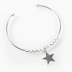 Esclava Abierta y Dije