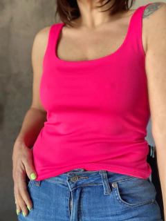 Top California - Natalia Dubinsky Customizacion de prendas y Objetos