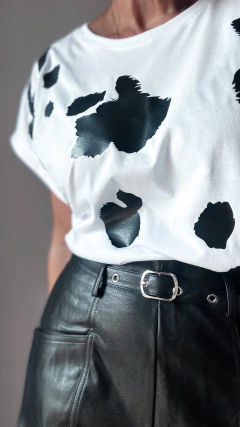 Remera manga china Cowgirl - Natalia Dubinsky Customizacion de prendas y Objetos