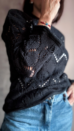 Sweater calado tachas - tienda online