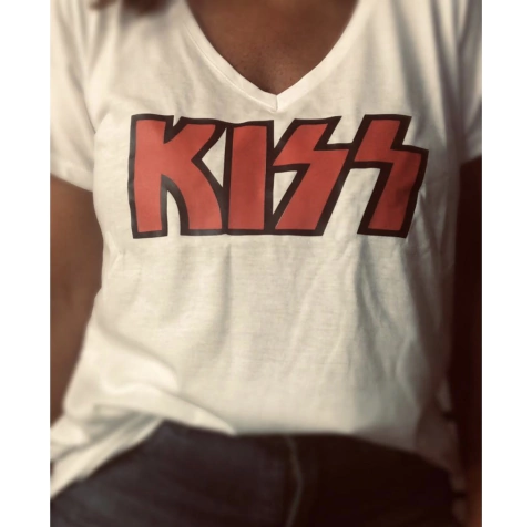 Remera Kiss white