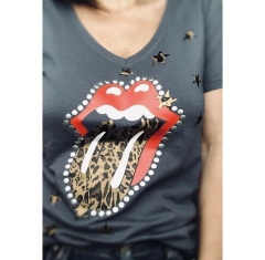 Remera Stones print tachas grey