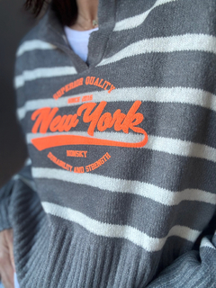 Sweater Chomba rayado New york en internet