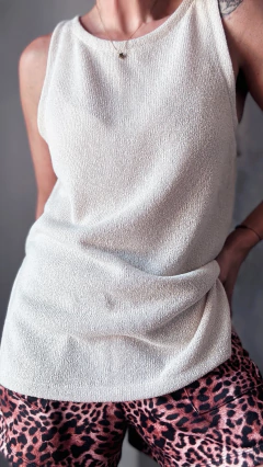 Musculosa hilo - Natalia Dubinsky Customizacion de prendas y Objetos