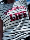 Remera rayada hombreras Celebrate life