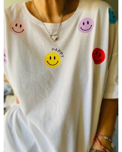 MAXI REMERA HAPPY WHITE en internet