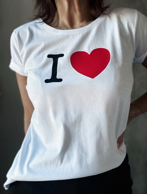Remera I ? personalizada