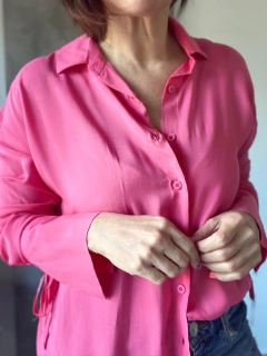 Camisa Londres sin cambio en internet