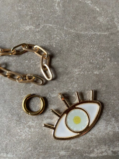 Collar super ojo margarita art 340 - Natalia Dubinsky Customizacion de prendas y Objetos