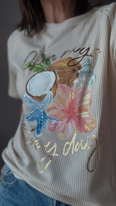 Imagen de Remera waffle Sun rays and lazy days