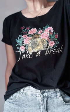Remera take a break leopardo on internet