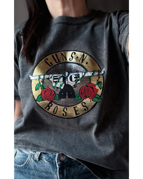 Remera washed Guns and Roses