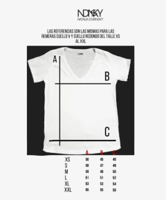 Remera básica cuello redondo - Natalia Dubinsky Customizacion de prendas y Objetos