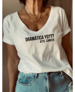 Remera Atte. Zodiaco - Natalia Dubinsky Customizacion de prendas y Objetos