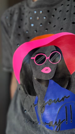 Remeras washed Chicas - Natalia Dubinsky Customizacion de prendas y Objetos