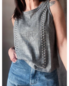 Musculosa washed tachas lineal on internet