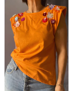 Remera Primavera hombreras (demora especial)