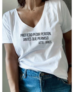 Image of Remera Atte. Zodiaco