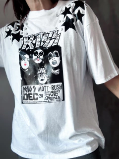 Remerón Kiss strass - Natalia Dubinsky Customizacion de prendas y Objetos