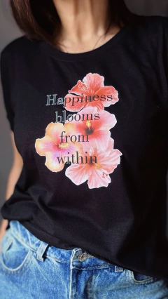 Remera happiness blooms from within DTF on internet
