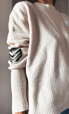 Sweater Nilo apliques - Natalia Dubinsky Customizacion de prendas y Objetos