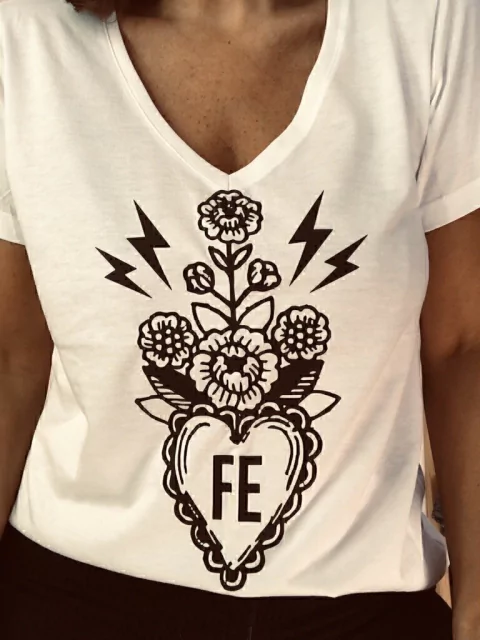 Remera Florecer Fe