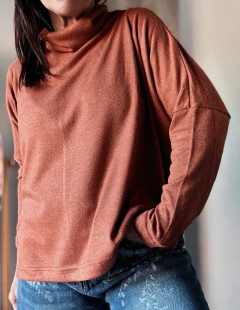 Polera Clara on internet