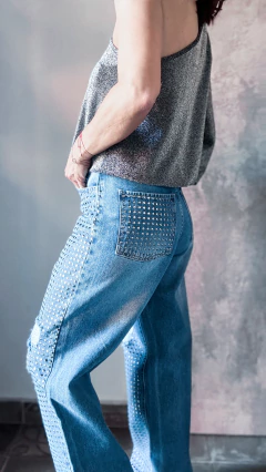 Wide leg trashed full tachas - Natalia Dubinsky Customizacion de prendas y Objetos