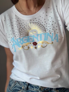Remera Argentina filete y sol de mayo en internet